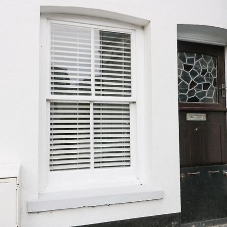 Bay Tree Cottage ลู ภายนอก รูปภาพ